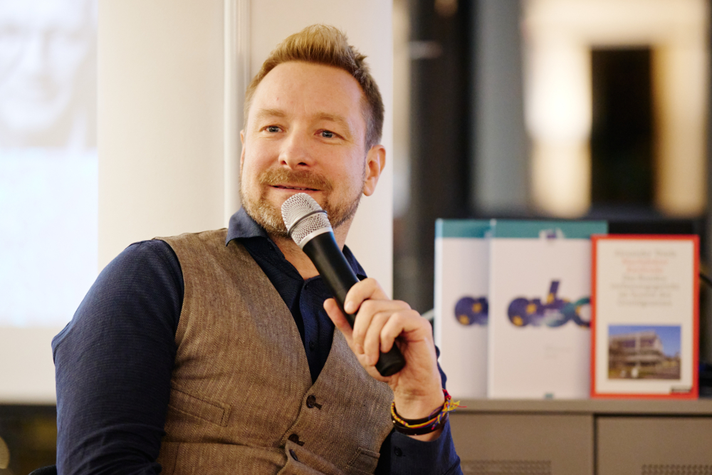 20251201_eu_demokratien_unter_druck_2425