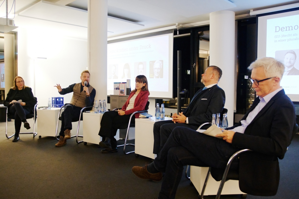 20251201_eu_demokratien_unter_druck_2533-2